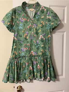 Floral Green Ruffle-Hem Blouse Dress by Lou & Grey